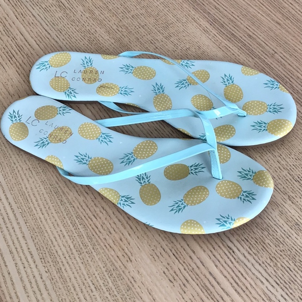 Cute aqua flip flops